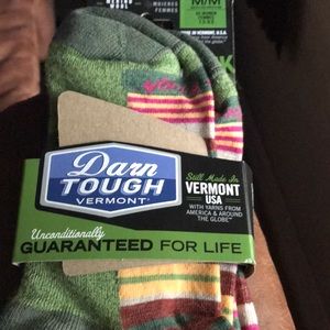 Darn tough women’s socks